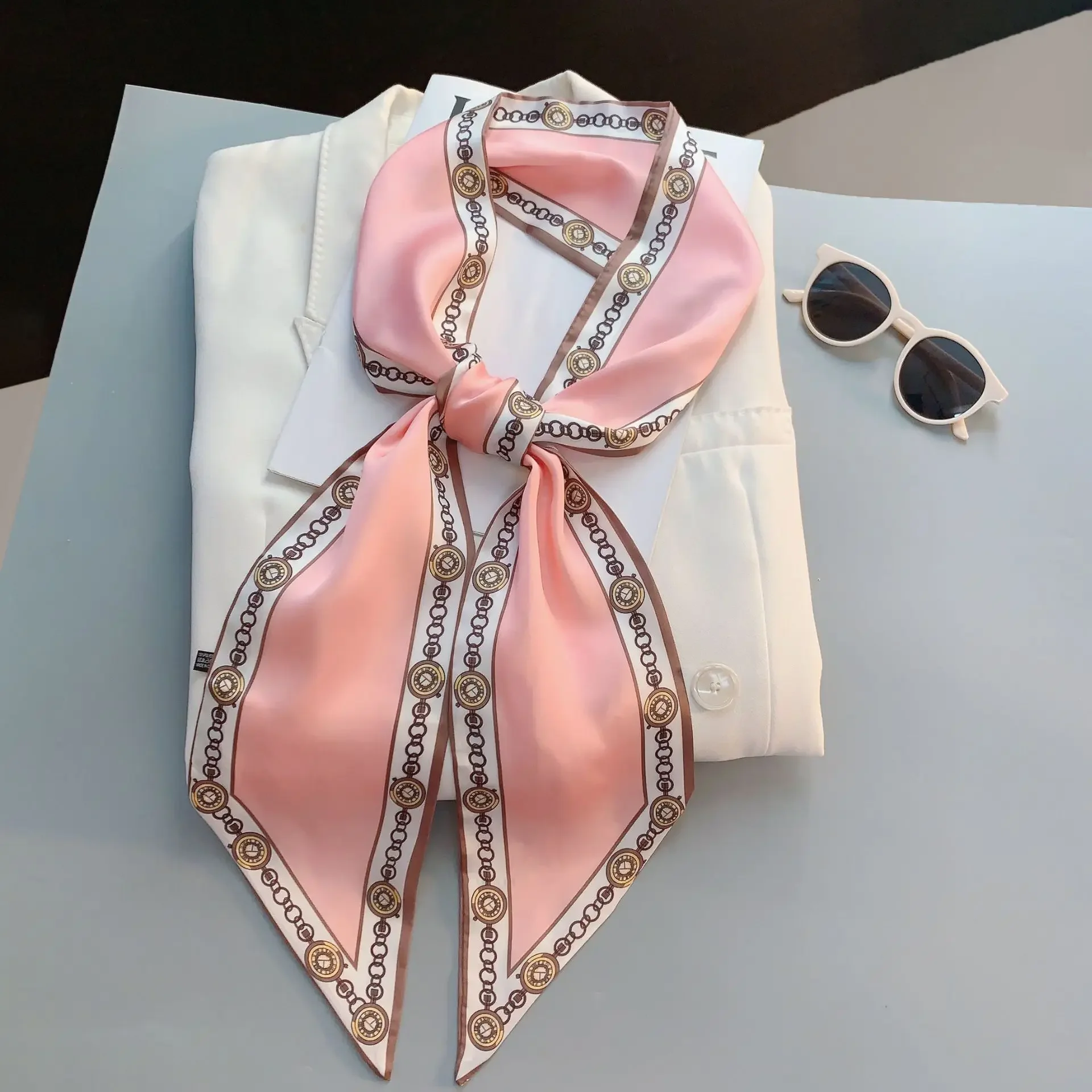 Design Print Skinny Scarf Plai - مراجعة Luxury Bags Expensive وسعره