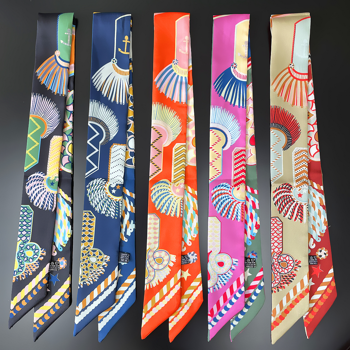 Brand Design Twill 100% Silk S - مراجعة Luxury Bags Expensive وسعره