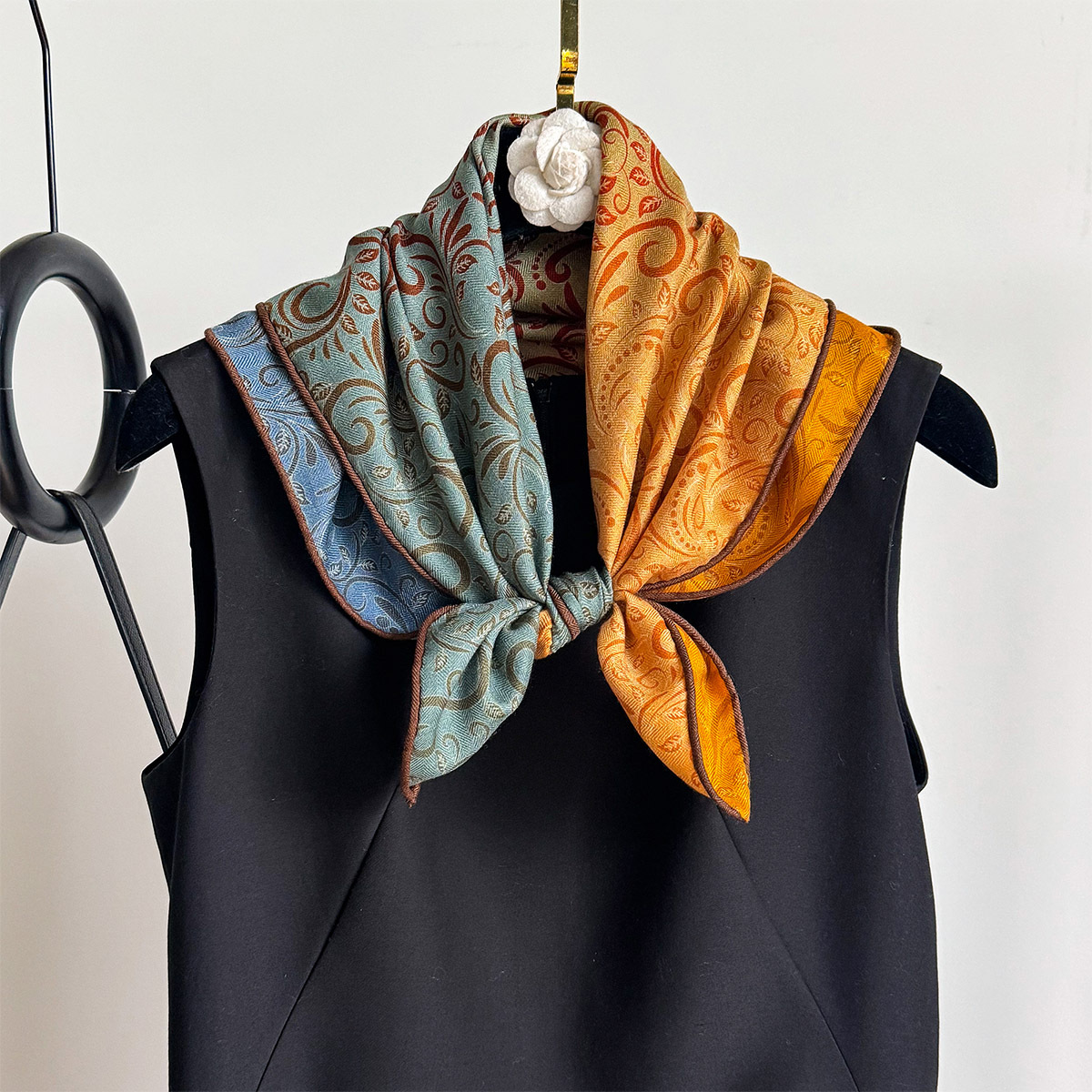82% Wool 18% Real Silk Scarf N - مراجعة Luxury Bags Expensive وسعره