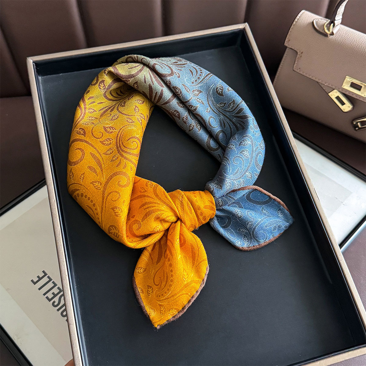82% Wool 18% Real Silk Scarf N - مراجعة Luxury Bags Expensive وسعره