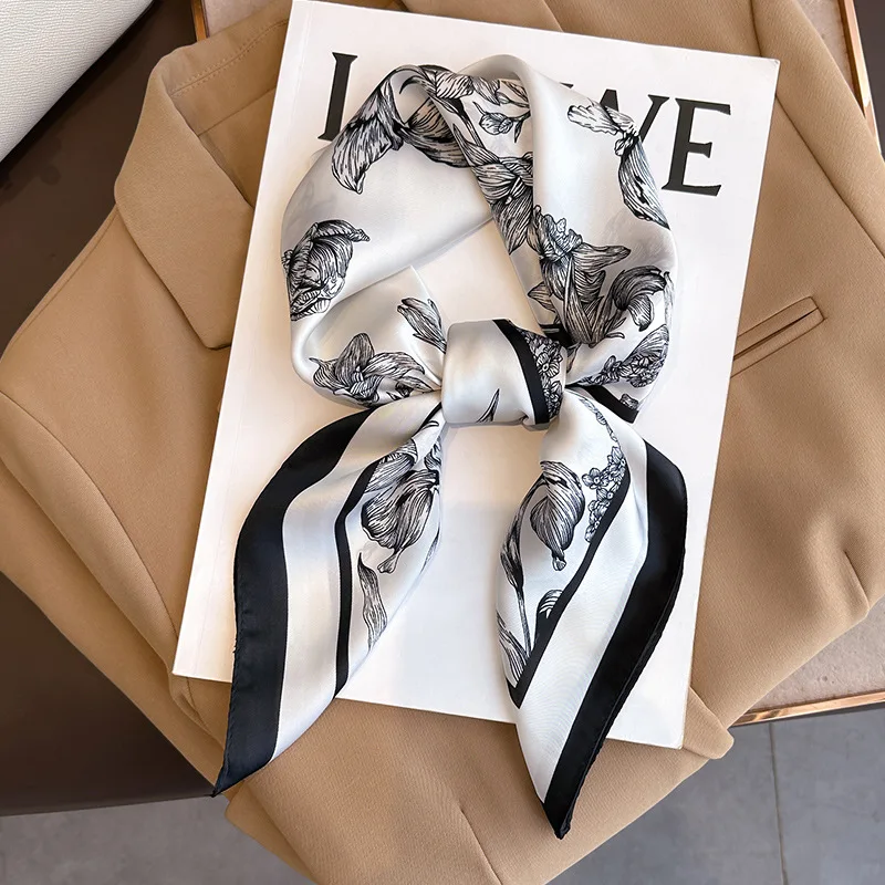 70*70cm Luxury Floral Print Si - مراجعة Luxury Bags Expensive وسعره