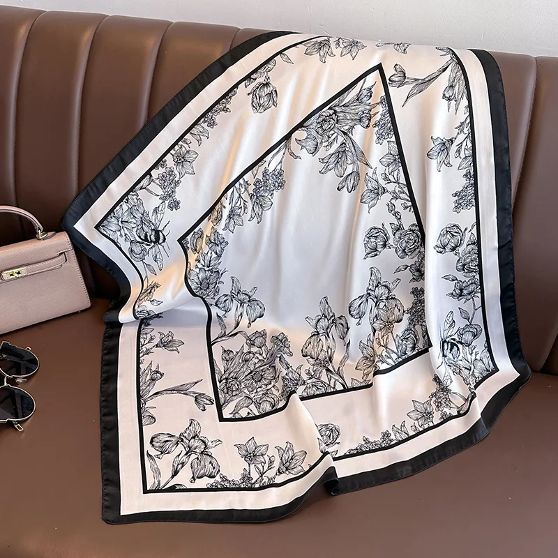 70*70cm Luxury Floral Print Si - مراجعة Luxury Bags Expensive وسعره