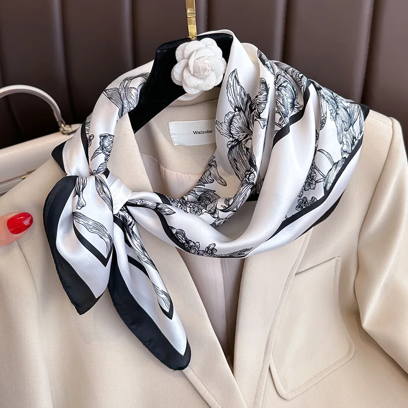 70*70cm Luxury Floral Print Si - مراجعة Luxury Bags Expensive وسعره