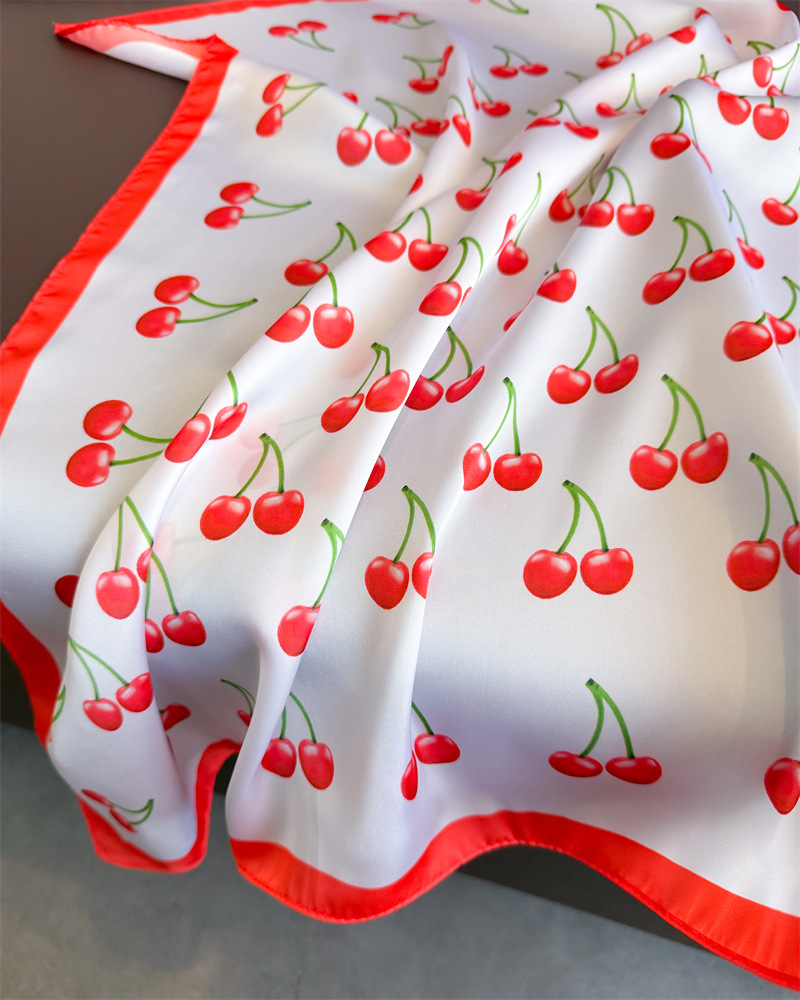Luxury Square Satin Scarf Wome - مراجعة Luxury Bags Expensive وسعره